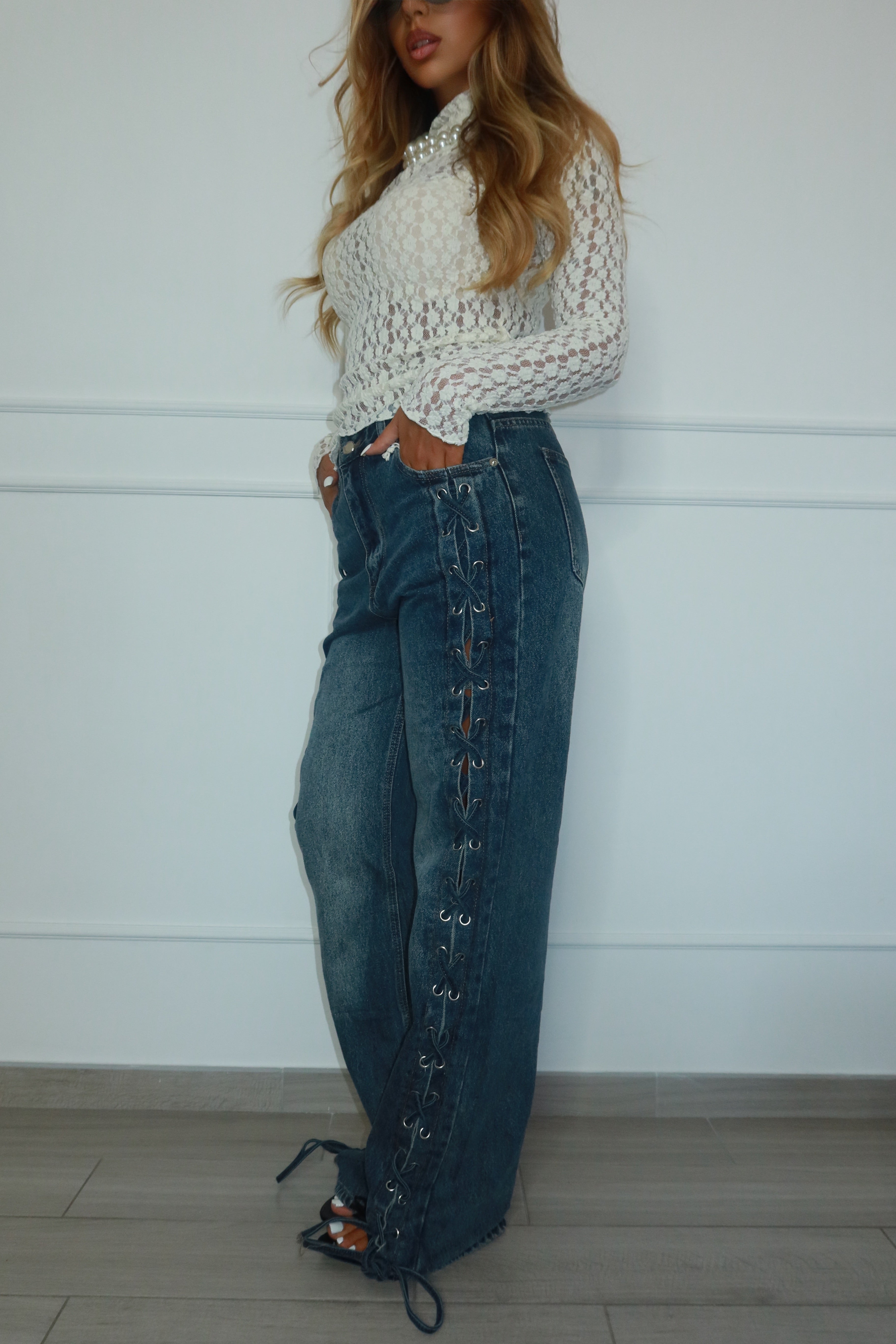 JEANS STRINGHE